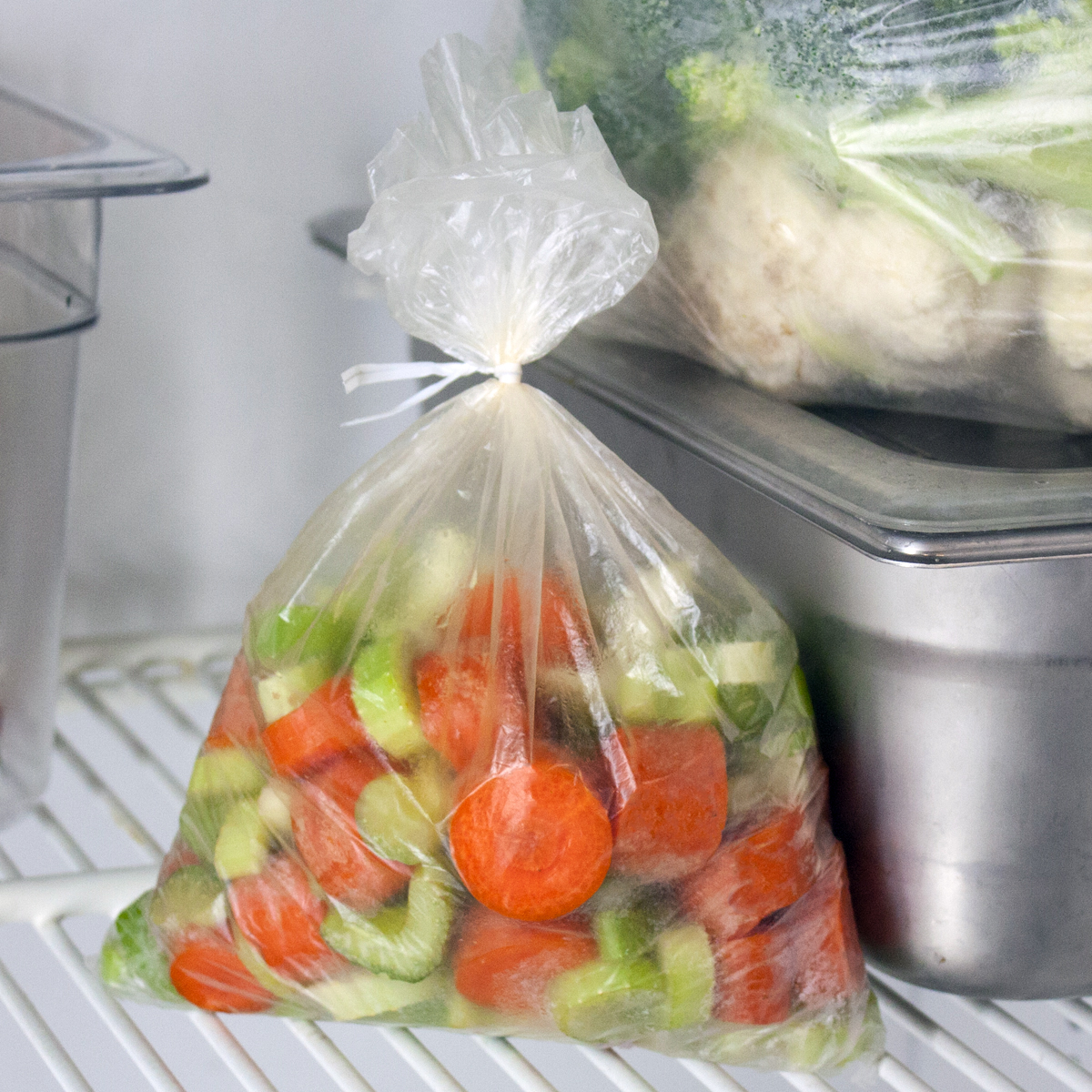 Zipgards® Low Density Freezer Reclosable Disposable Bags – 2 Gallon Size –  Handgards®