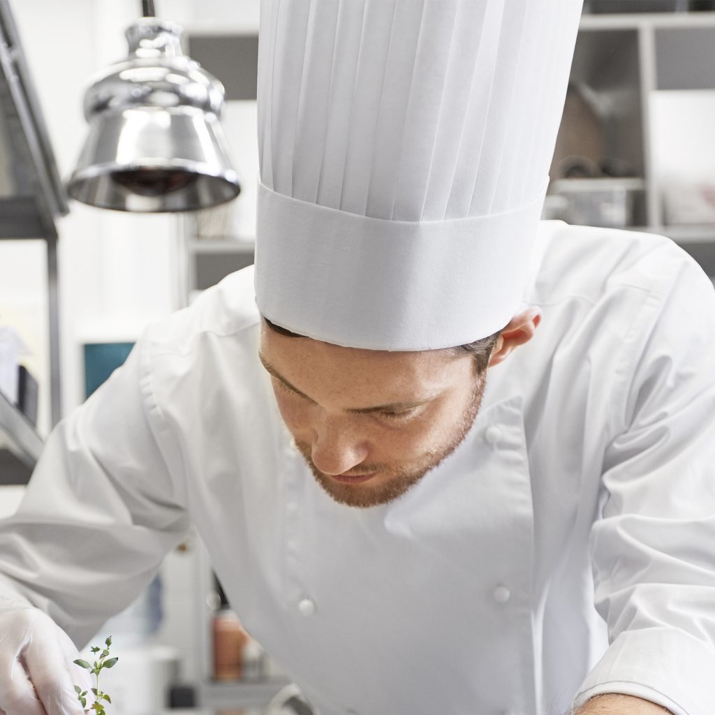 NeatGards® Pleated Paper Chef Hats 9″paper Handgards® First in Food Safety Innovations